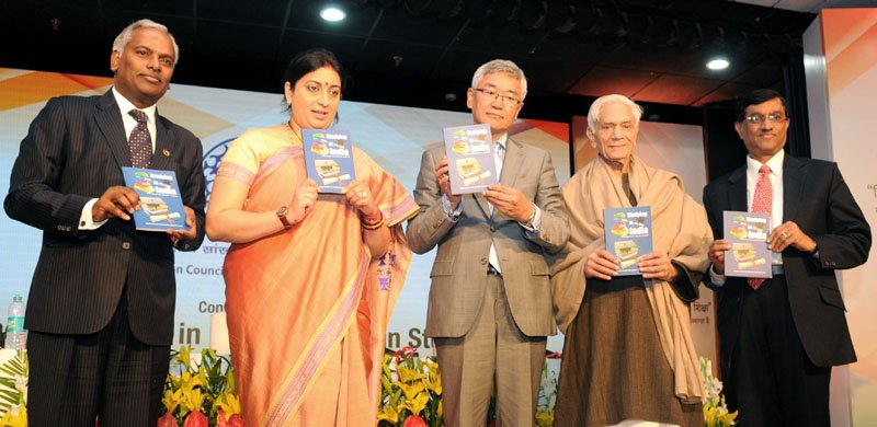 The Union Minister for Human Resource Development, Smt. Smriti Irani releasing..