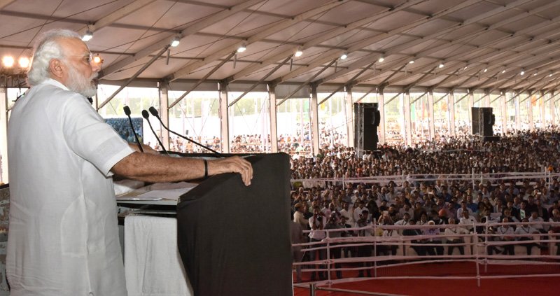The Prime Minister, Shri Narendra Modi addressing at the Krishi Unnati Mela, in New Delhi