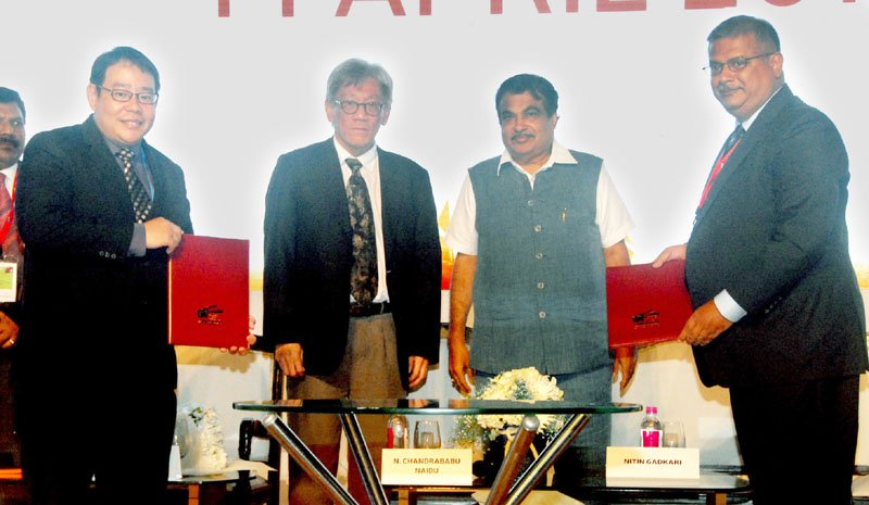 The Union Minister for Road Transport & Highways and Shipping, Shri Nitin Gadkari ..