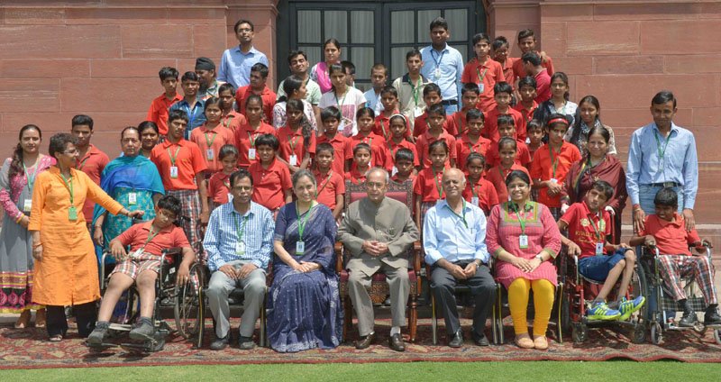 The President, Shri Pranab Mukherjee with the students of Vishwas Vidyalaya, ..