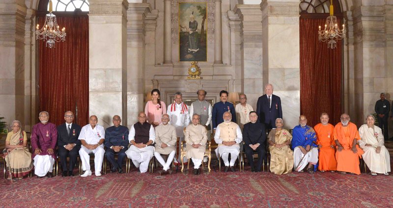 The President, Shri Pranab Mukherjee, the Vice President, Shri M. Hamid Ansari, ..
