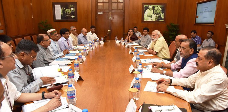 The Prime Minister, Shri Narendra Modi chairing a high level meeting on drought..