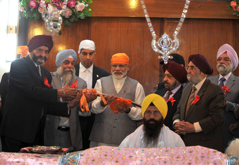 The Prime Minister, Shri Narendra Modi at Bhai Ganga Singh Sabha Gurudwara, in Tehran