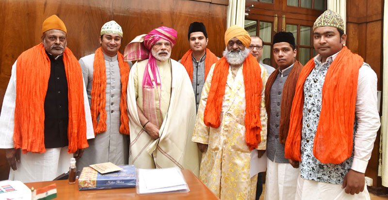 Sayed Fakhar Kazmi Chisty Gaddi Nashin of Ajmer Shariff along with a delegation..