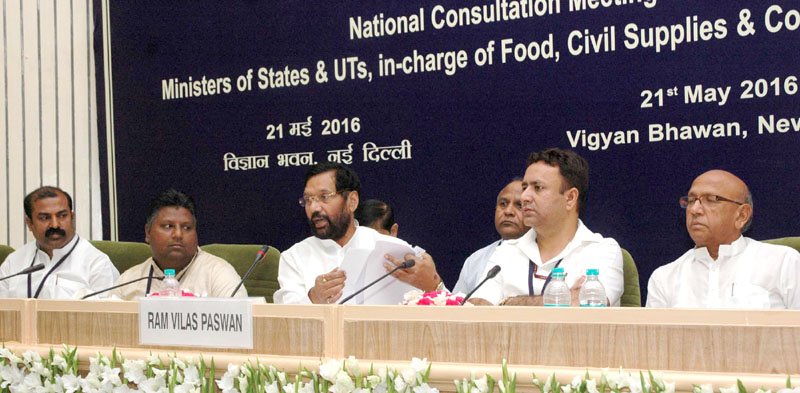 The Union Minister for Consumer Affairs, Food and Public Distribution, Shri Ram Vilas Paswan..