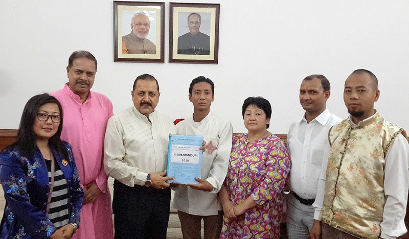 A delegation from Sikkim, led by the Social Activist, Shri Shyamal Pal calling on the ..
