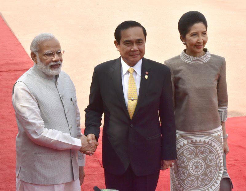 The Prime Minister, Shri Narendra Modi with the Prime Minister of the Kingdom of Thailand, ..