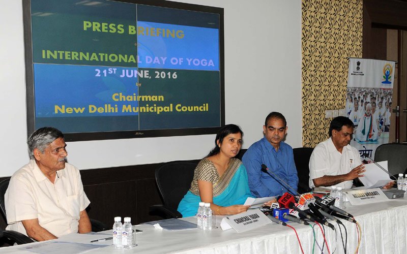 The Secretary, NDMC, Ms. Chanchal Yadav briefing the media on the Celebrations ..