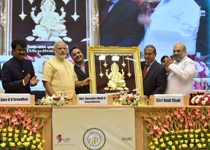 GEM AND JEWELLERY SECTOR IN INDIA SHOULD LOOK BEYOND DOMESTIC MARKET URGES PRIME MINISTER