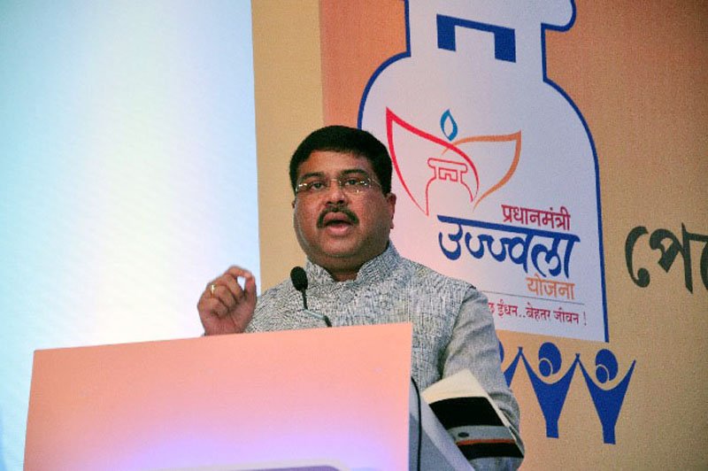 PETROLEUM MINISTER TO GO ON A 3 DAY VISIT TO JAPAN