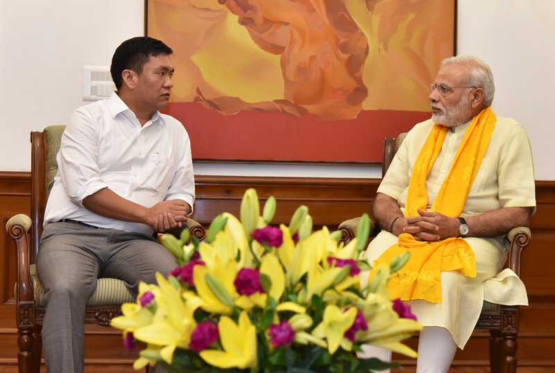 The Chief Minister of Arunachal Pradesh, Shri Pema Khandu calls on the ..