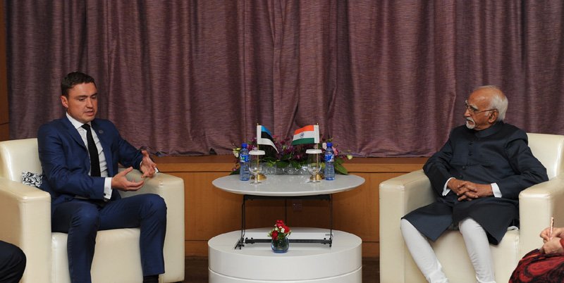 The Vice President, Shri M. Hamid Ansari in a bilateral meeting with the Prime Minister..