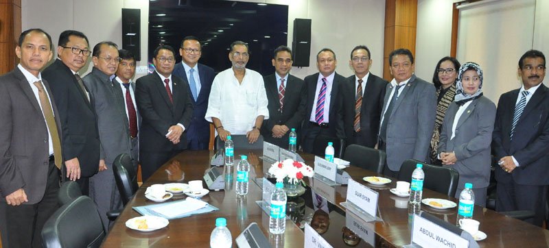 A delegation of the 15 MPs of Great Indonesia Movement Party from Indonesia ..