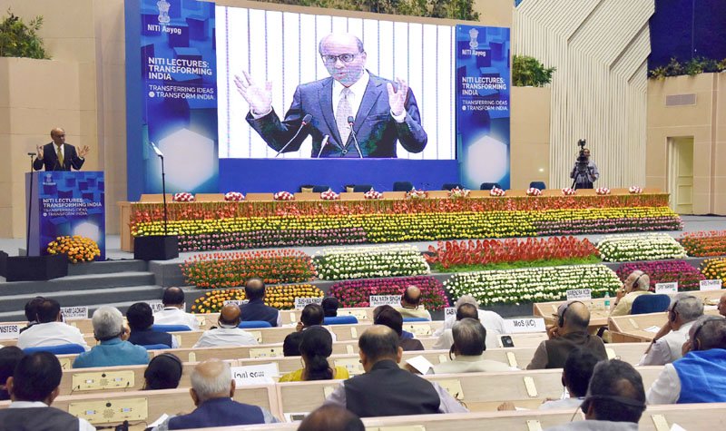 The Deputy Prime Minister of Singapore, Mr. Tharman Shanmugaratnam ..