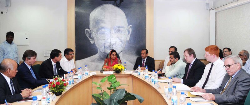 The Union Minister for Food Processing Industries, Smt. Harsimrat Kaur Badal in a meeting with the Ambassadors and High Commissioners, in New Delhi