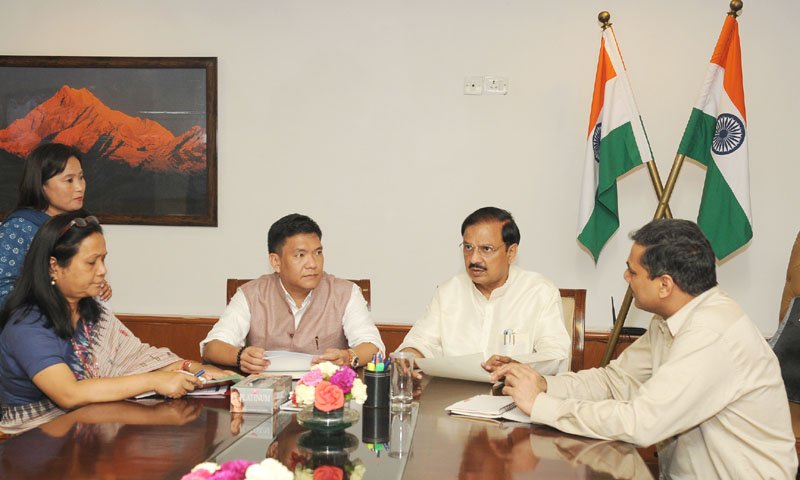 The Chief Minister of Arunachal Pradesh, Shri Pema Khandu meeting the..