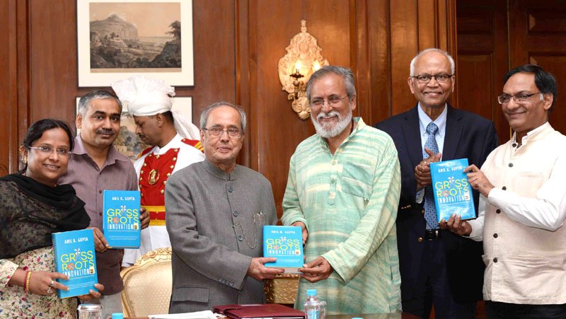 The President, Shri Pranab Mukherjee receiving a copy of the book ‘Grassroots Innovations’ ..