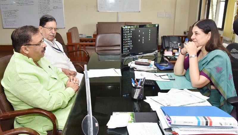 The Women and Child Development Minister of Rajasthan, Dr. Arun Chaturvedi..