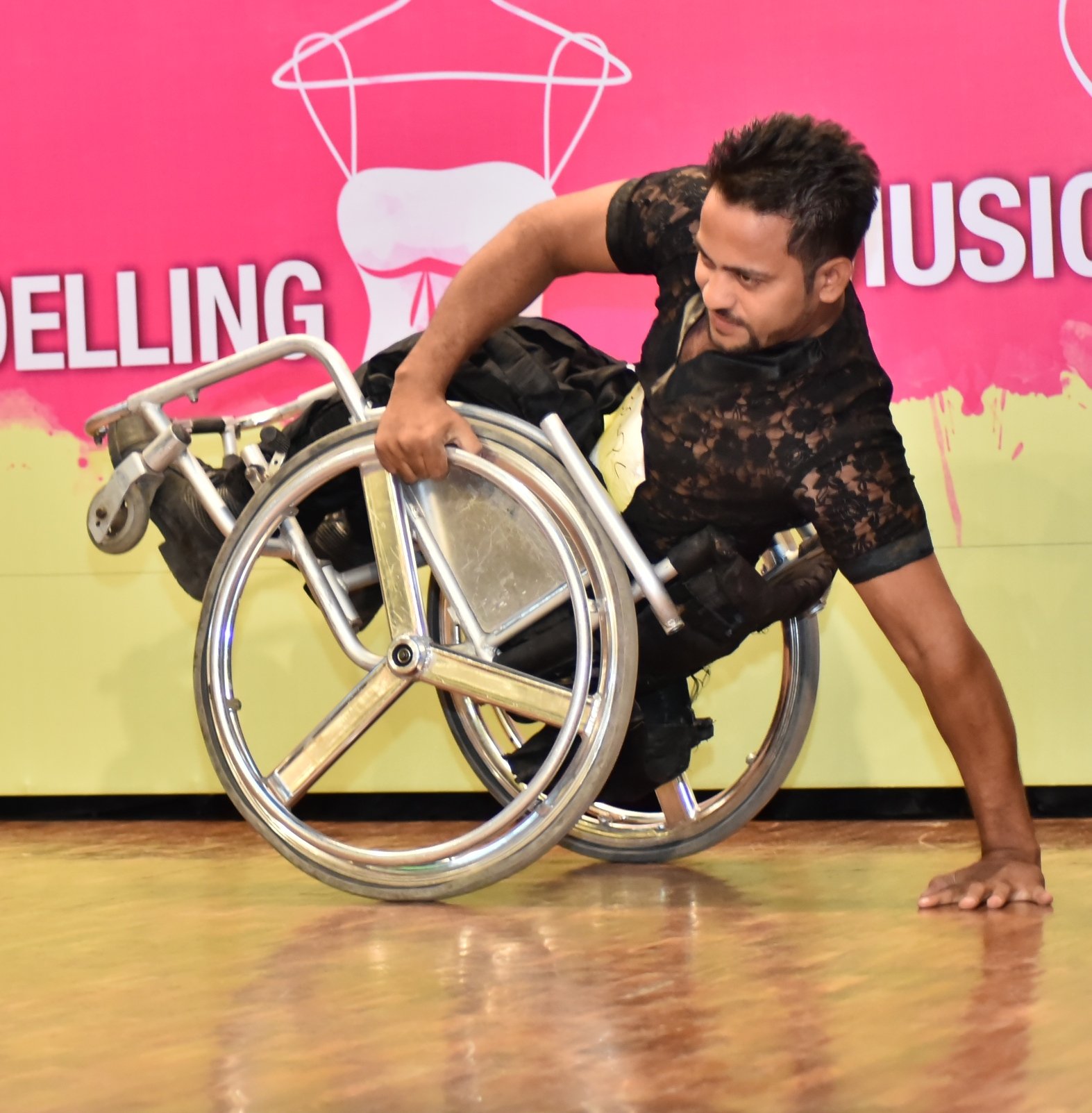 INDIAN GOVERNMENT SHOULD CREATE EQUAL OPPORTUNITIES FOR THESE KIDS WITH SPECIAL ABILITIES TOO