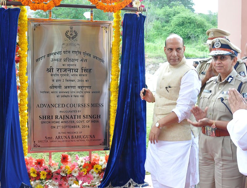 The Union Home Minister, Shri Rajnath Singh inaugurating the Advanced ..