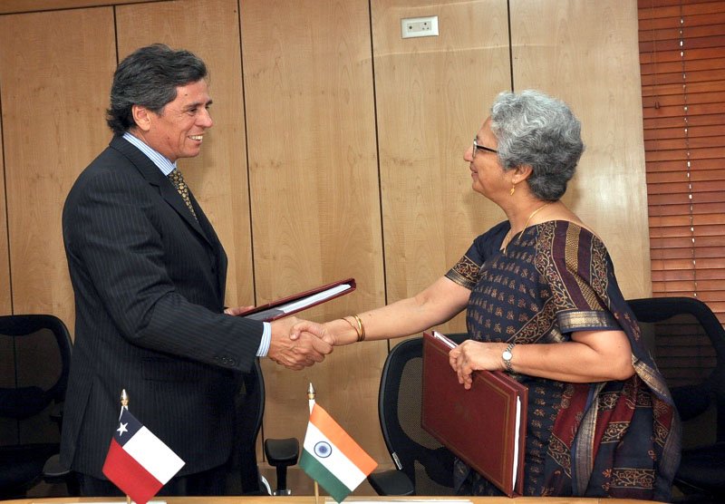 The Commerce Secretary, Ms. Rita A. Teaotia and the Ambassador of ..