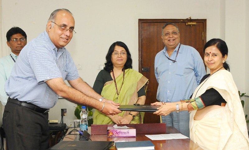 The Secretary, Ministry of Social Justice and Empowerment, Ms. Anita Agnihotri ..