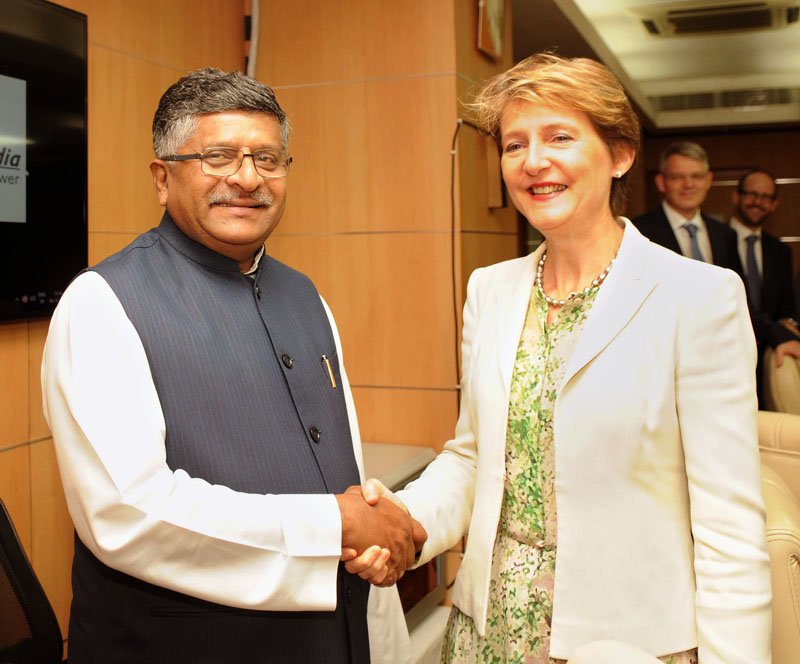 The Head of the Federal Department of Justice and Police, Mrs. Simonetta ..