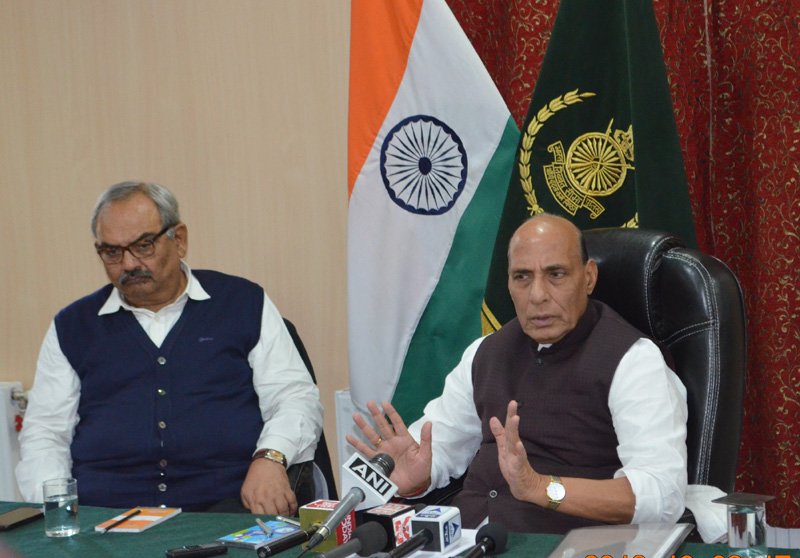 The Union Home Minister, Shri Rajnath Singh interacting with the ..