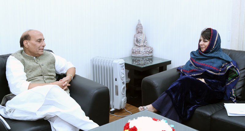 The Chief Minister of Jammu and Kashmir, Ms. Mehbooba Mufti calling on ..