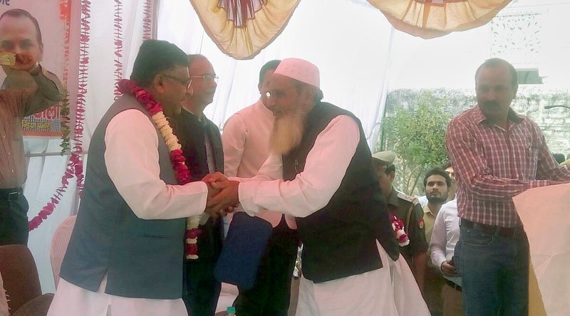 The Union Minister for Electronics & Information Technology and Law ..