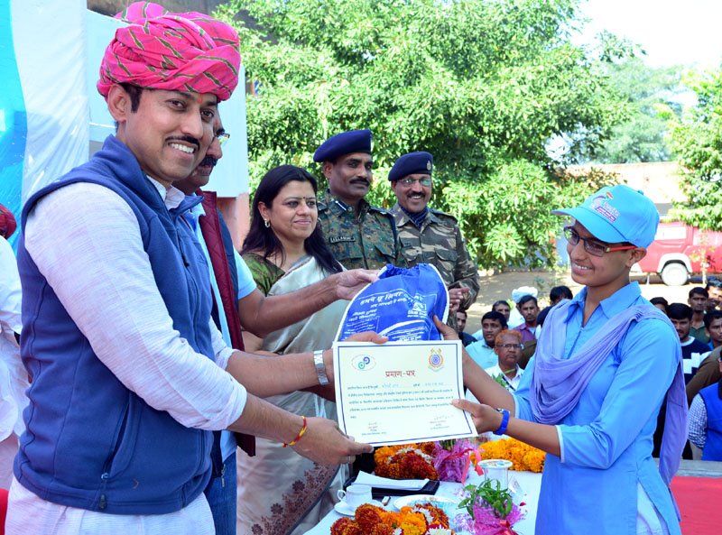 The Minister of State for Information & Broadcasting, Col. Rajyavardhan Singh..