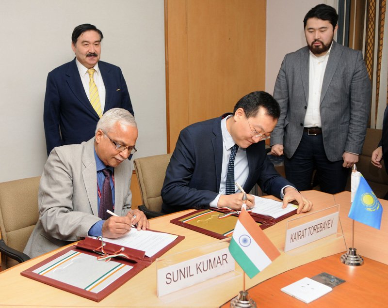 The Joint Secretary, Department of Commerce, Shri Sunil Kumar and ..