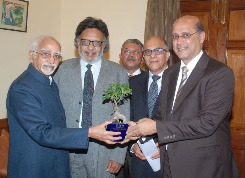 A delegation led by the President of PHD Chamber of Commerce and Industry, ..