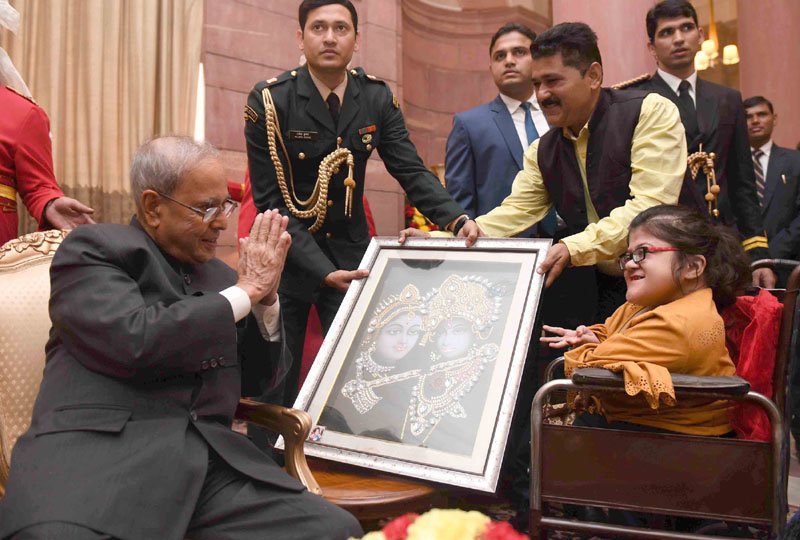 The President, Shri Pranab Mukherjee receiving Greetings on his Birthday ..