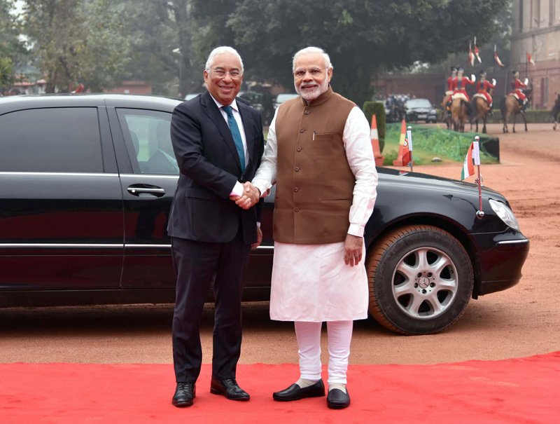 The Prime Minister, Shri Narendra Modi welcomes the Prime Minister of..