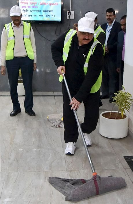 The Union Minister for Health & Family Welfare, Shri J.P. Nadda offering Shramdaan ..