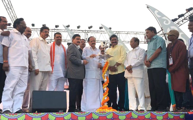 The Union Minister for Urban Development, Housing & Urban Poverty ..