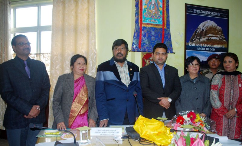 The Minister of State for Social Justice & Empowerment, Shri Ramdas Athawale ..