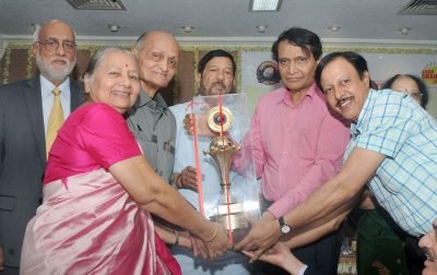 The Union Minister for Railways, Shri Suresh Prabhakar Prabhu presenting..