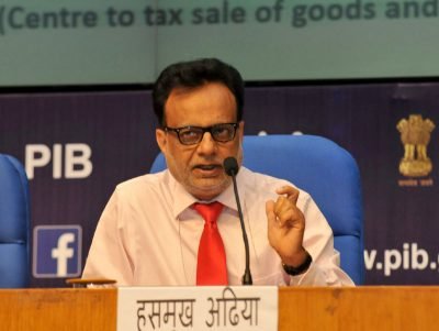 The Secretary, Revenue, Dr. Hasmukh Adhia addressing at a GST Conclave, in New Delhi