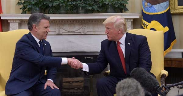 US PRESIDENT WELCOMES HIS COLOMBIAN COUNTERPART TO WHITE HOUSE