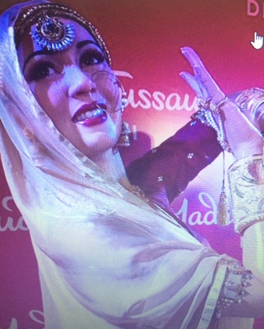 GORGEOUS YESTERYEAR LEGENDARY SUPERSTAR MADHUBALA WAX STATUE UNVEILED AT DELHI MADAM TUSSAUDS