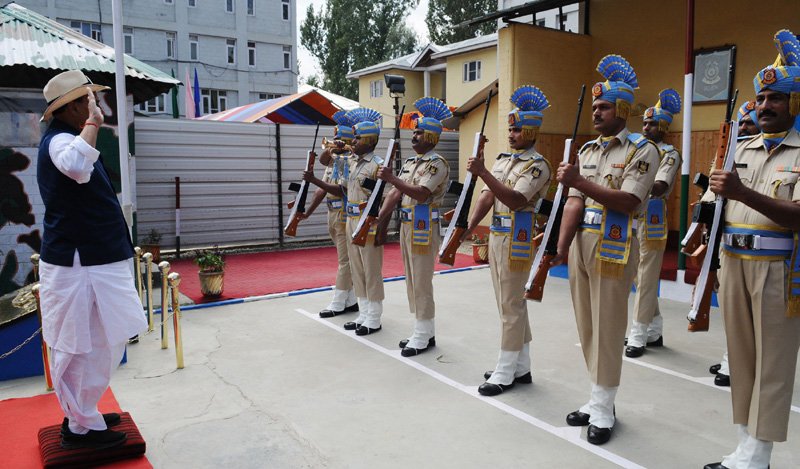 RAJNATH SINGH TAKES SALUTE OF GUARD OF HONOUR AT CRPF CAMP,ANANTNAG DISTRICT