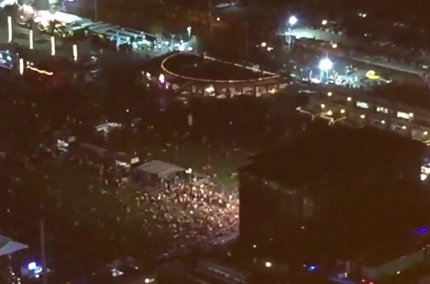 50 KILLED 400 INJURED NEAR MANDALAY BAY HOTEL  CASINO, LAS VEGAS