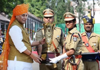 RAJNATH SINGH PRESENTS TROPHY AT THE PASSING OUT PARADE OF IPS PROBATIONERS