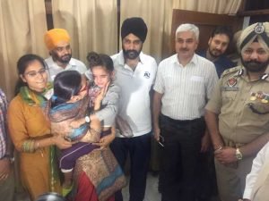 J&K POLICE RESCUE 15 YEAR OLD GIRL FROM NEIGHBOURING PUNJAB