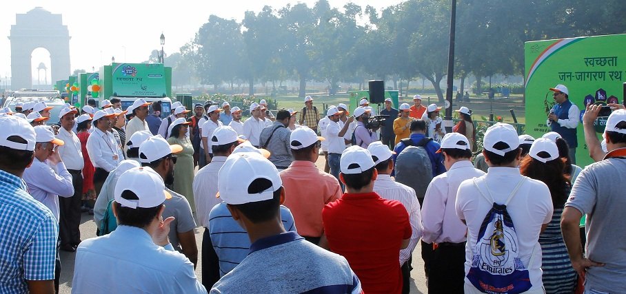 IndianOil Family Pledges for a Swachh Bharat at India Gate