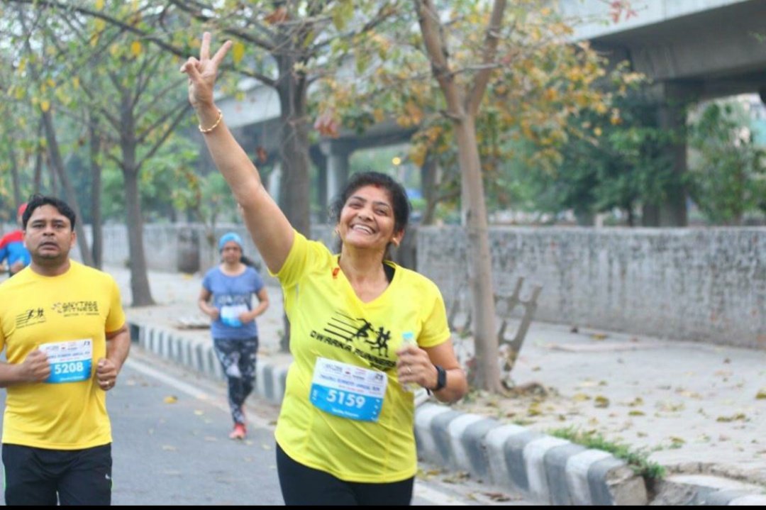 Dwarka running enthusiasts event ‘Bhag Dwarka Bhag’ run held.