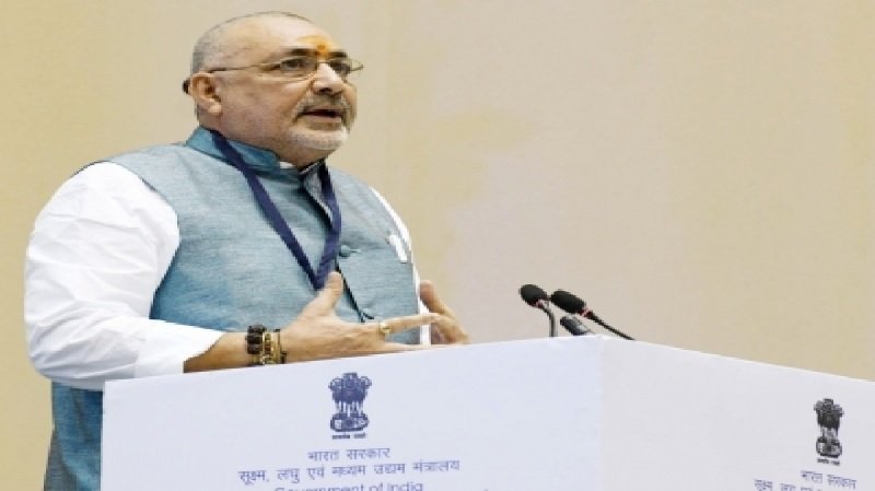 Giriraj Singh
