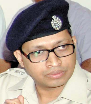 Abhay Singh IPS, has been given proforma promotion to the rank of IG in Madhya Pradesh Police.